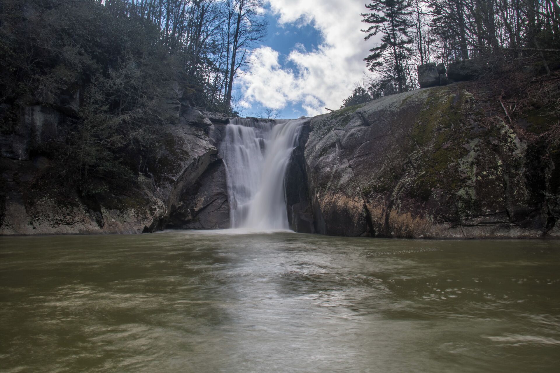 The mighty and beautiful Elk River Falls of Elk Park North Carolina.  Check out a full video of the falls here:  https://www.hdcarolina.com/episode/elk-river-falls
#Waterfall
