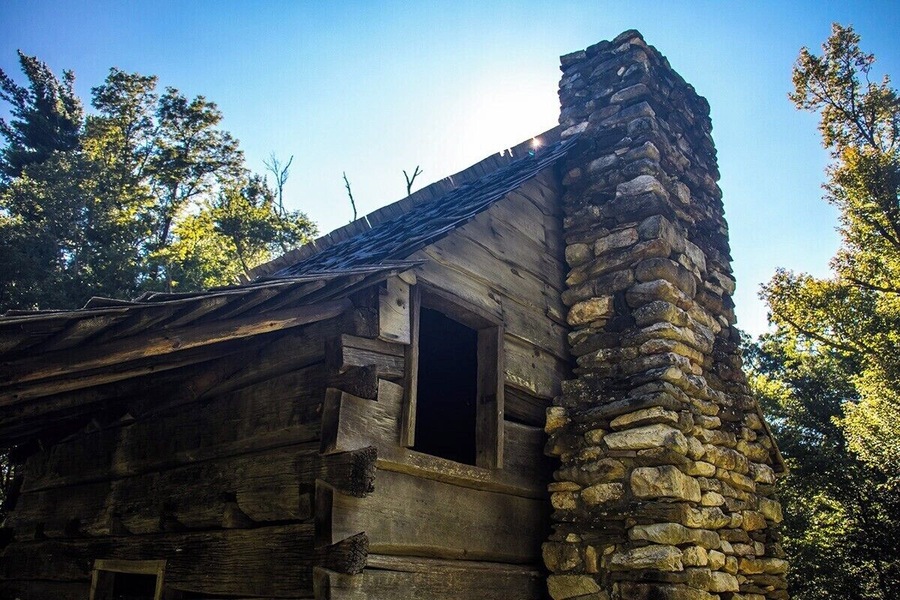 Jesse Brown's Cabin. A neat historical feature that is just about 100 yards beyond the trees at Tompkins Knob. Learn all about it here: https://www.hdcarolina.com/episode/thompkins-knob