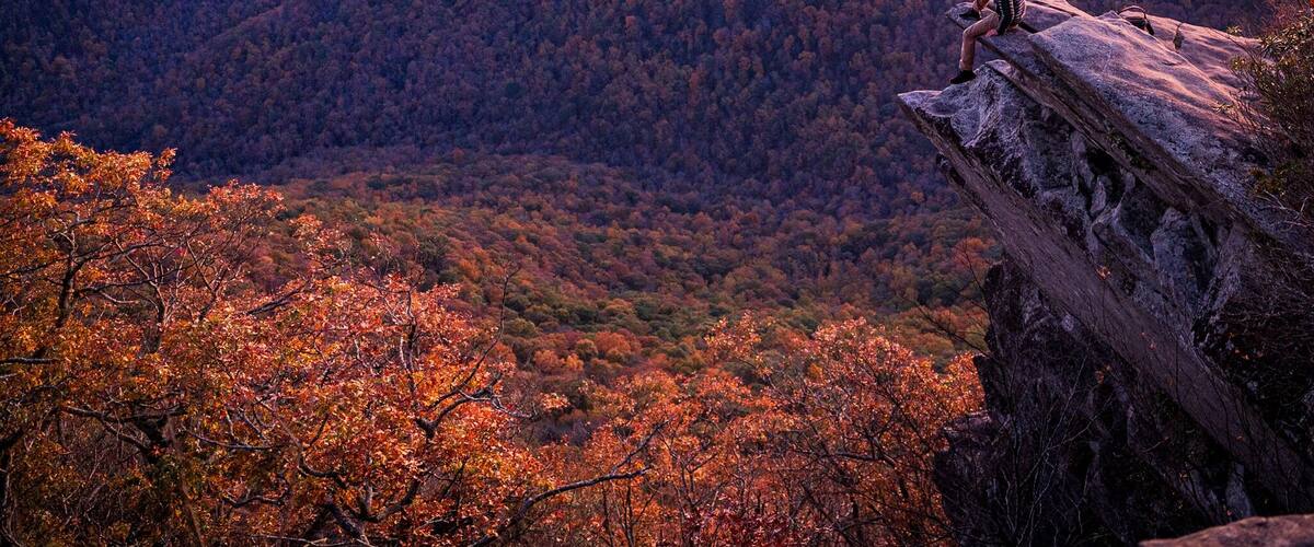 If you're looking for a place to watch both sunrise and sunset this is your spot!
#Trovember