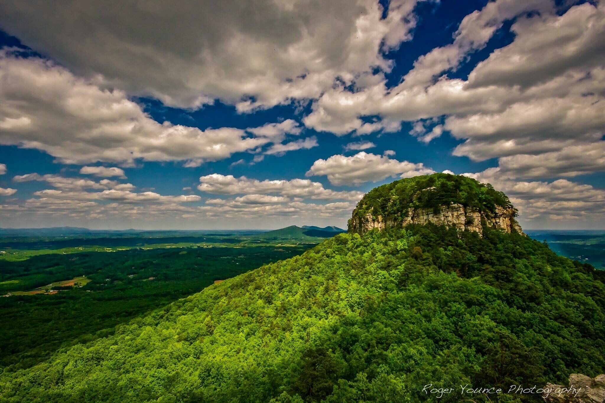 Pilot Mountain 