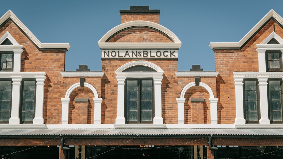Crows Nest which includes signage and heritage elements