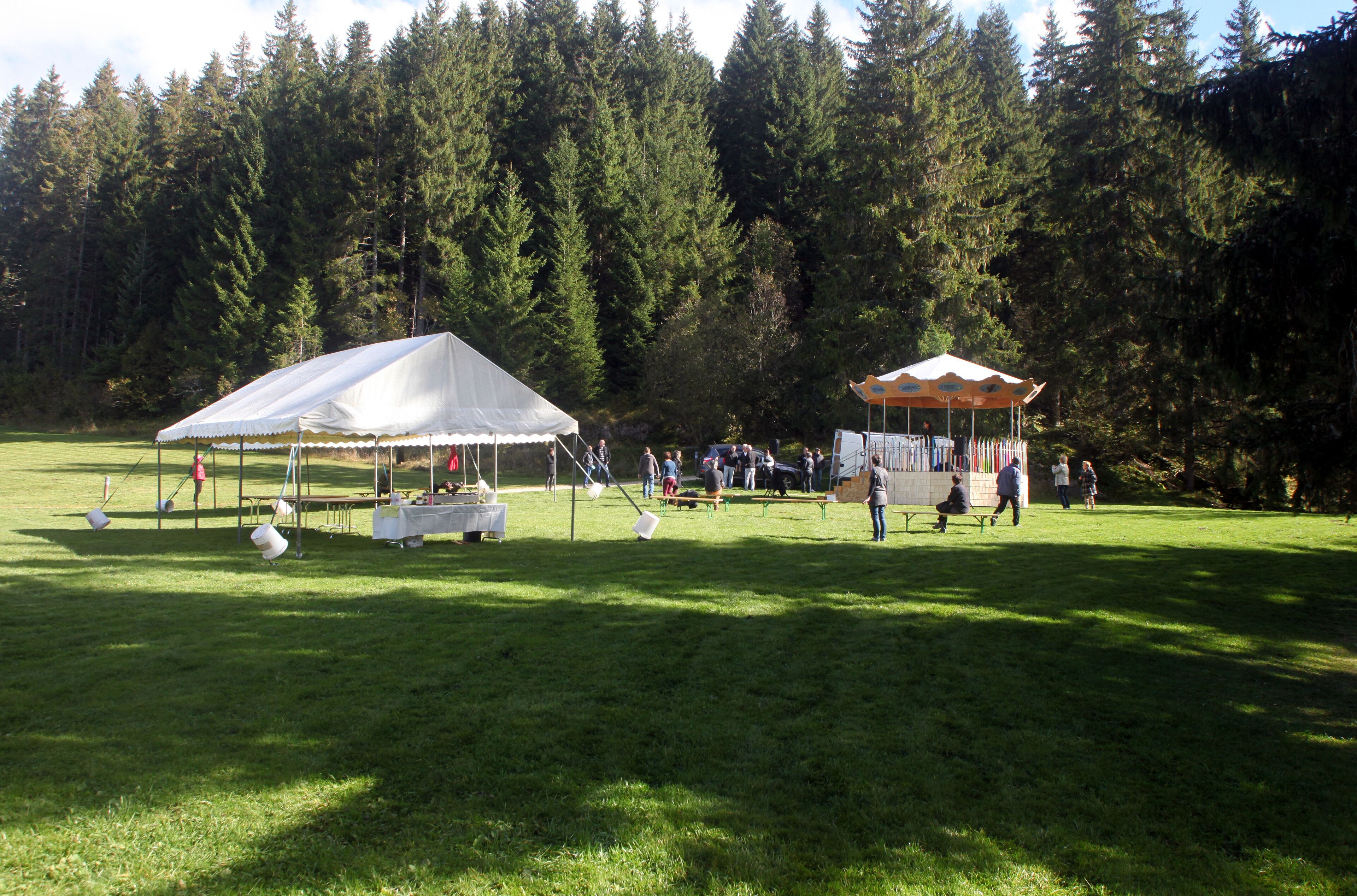 Inauguration du kiosque ambulant intercommunal à la source du Doubs.