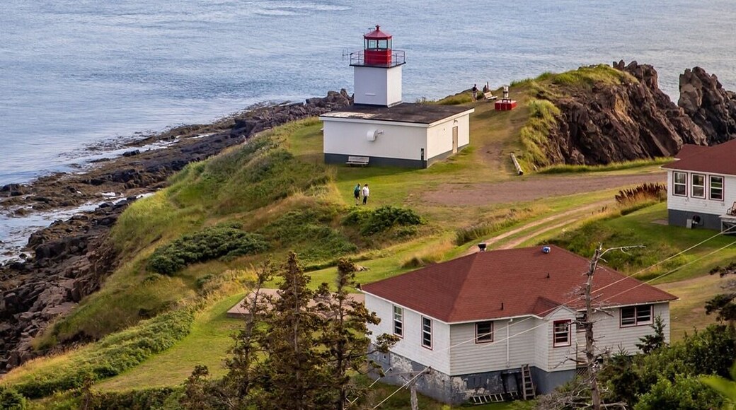 A bit of a tricky road to get to the Cape d'Or Lighthouse, but well worth the trip. The restaurant onsite is also quite delicious! The only thing better than a lighthouse with a view is a lighthouse with a view plus dinner. 😋
