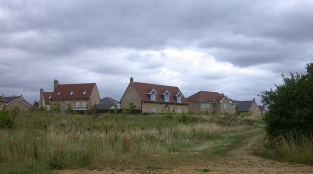 Bridleway passing Cambourne