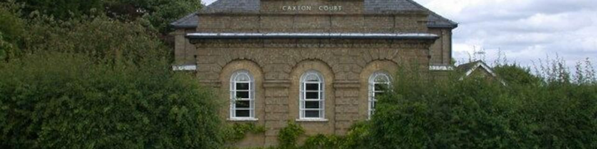 Caxton Court, Ermine Street This is the old Courthouse where Petty Sessions were once held. As far as I can determine, the building straddles the grid line.