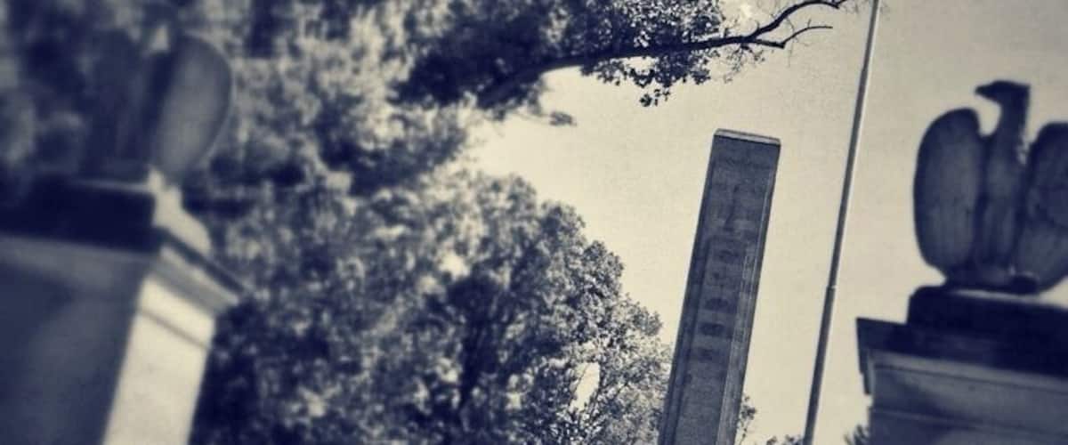 Finally followed the "Harrison's Tomb" sign. #president #famous #grave