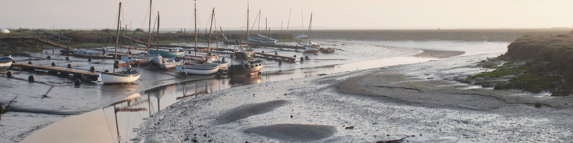 beautiful location and I was the only one there at sunrise!
Loads of sea birds, boats and peace and quiet.