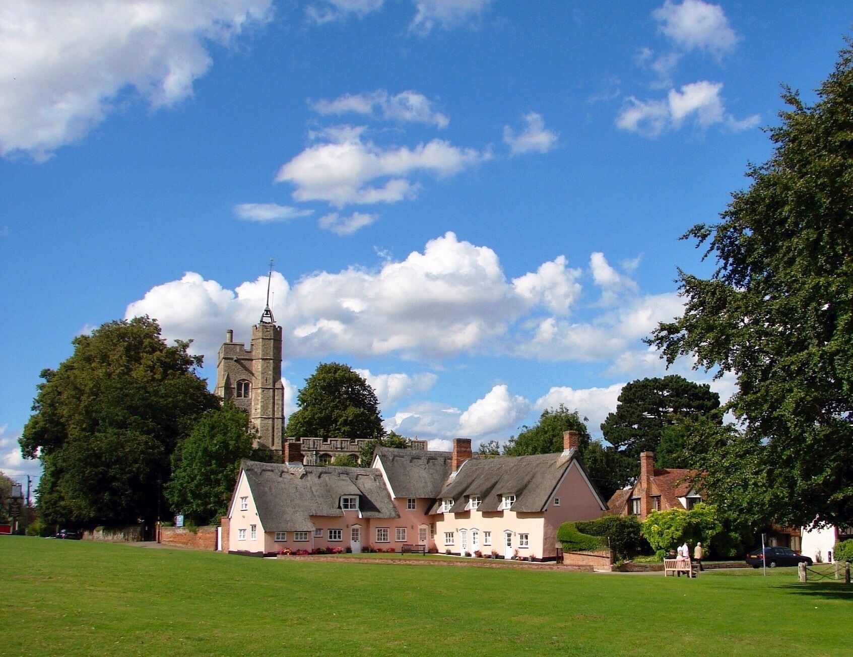 My husband and I went for a drive while spending a week in Cambridge, and we came across this quaint town.  I love discovering places like this on car trips.