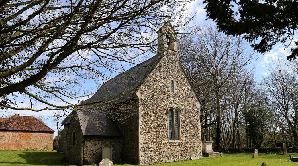 The north-west of St Margaret of Antioch's Church, Margaret Roding, Essex, England. Software: JPEG file optimized and/or cropped and/or spun with DxO OpticsPro 10 Elite and Adobe Photoshop CS2.