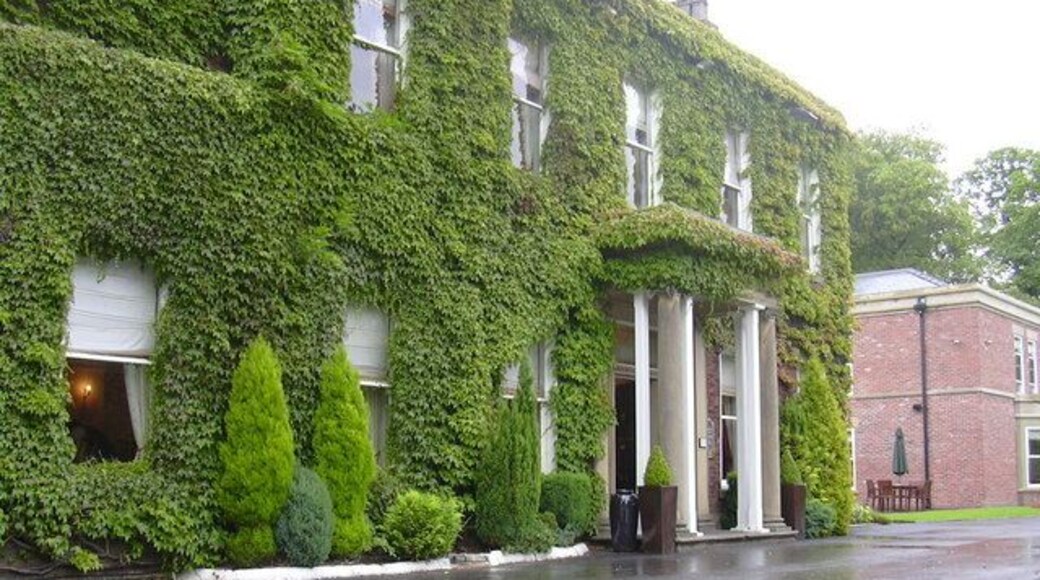 Farington Lodge Hotel