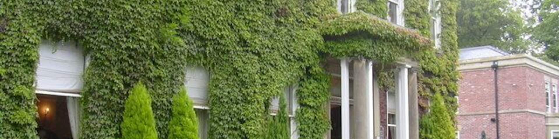 Farington Lodge Hotel