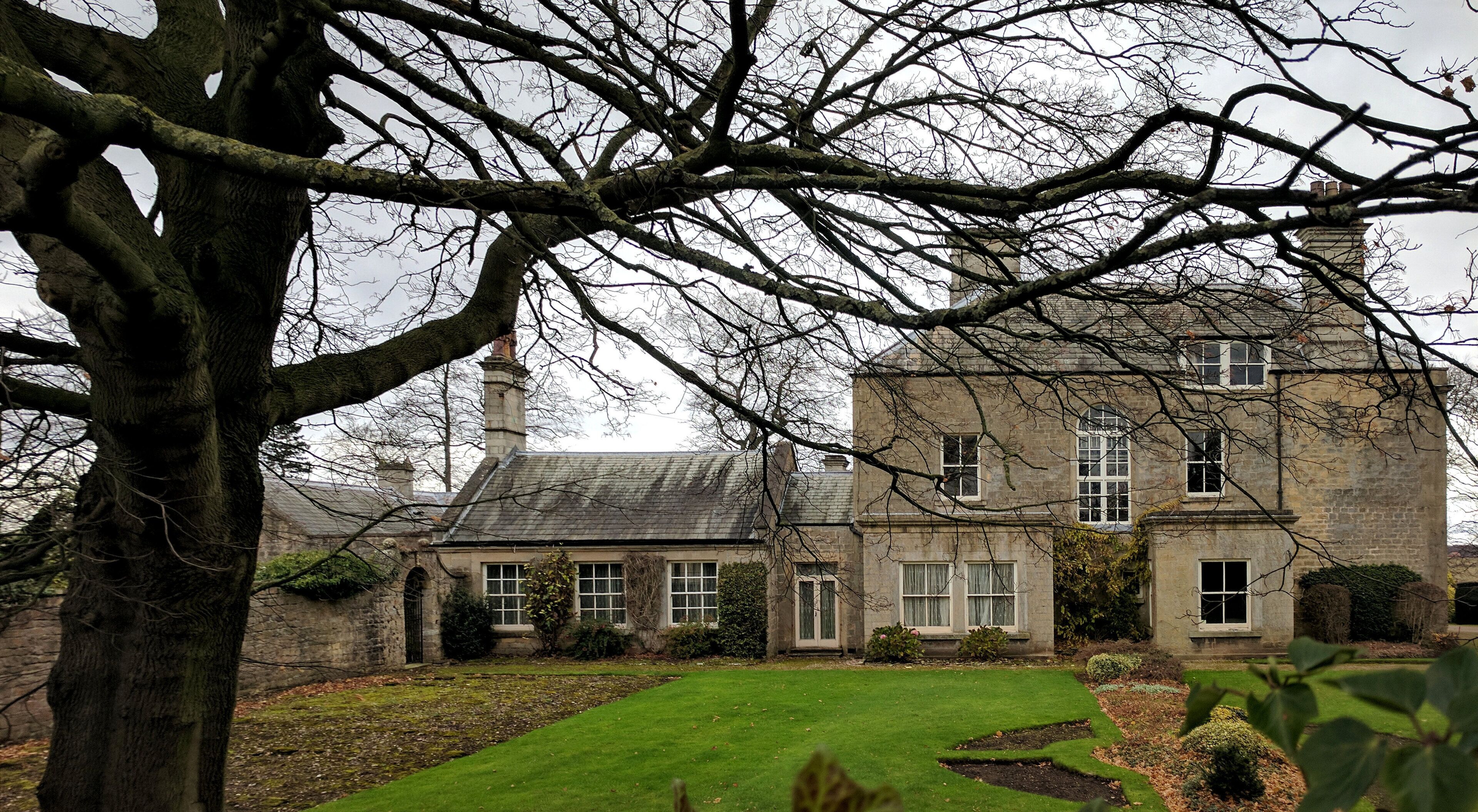 Cuckney House, Langwith Road, Cuckney Wikidata has entry Q26297815 with data related to this item.