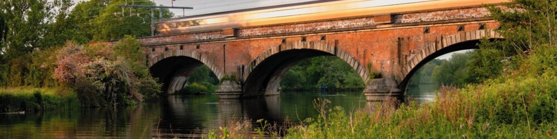 Moulsford Viaduct crossing the River Thames, South Oxfordshire. I was aiming for sunset but this golden light hit just before.
I would like to win the tickets to Crete because I've never been, and I can't think of a better reason than that. Also BvS's blogs are really, really awesome.
#railway
#BvScrete