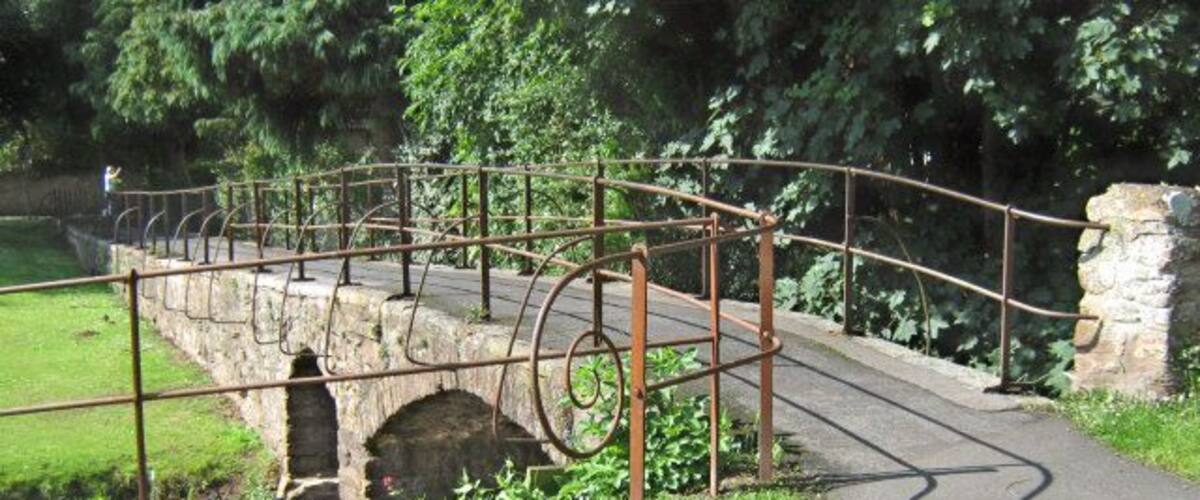 Footbridge over Cannington Brook