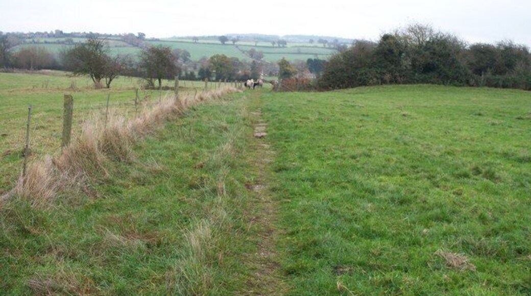 Footpath to Nethercote Passing St Michael and All Angels church, the footpath from Great Wolford descends the hill towards Nethercote.