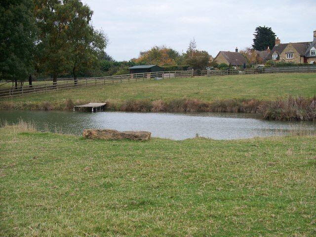 Pond near Great Wolford