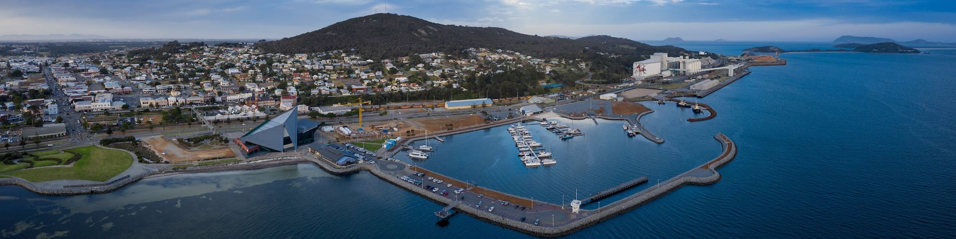 Aerial view of the West Australian town of Albany, an important shipping port and the oldest colonial settlement in WA