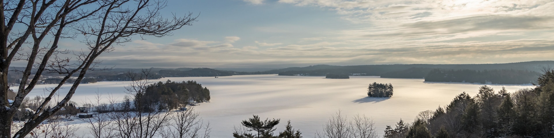 A winter time view of Fairy Lake from Lions Lookout, Huntsville.