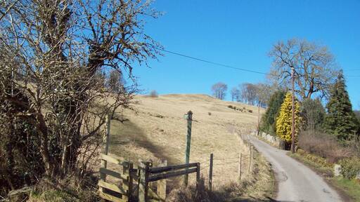 Public Footpath Entrance, Stoney Middleton This footpath will take you 'over the cliff' to Eyam. The lane on the right also peters out into a footpath.