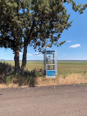 Random phone booth on dead end gravel “county” road in rural Oregon.
#culture