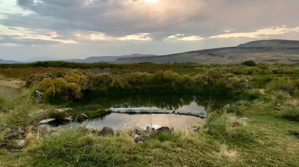 incredible hot springs, free camping, bring food and water