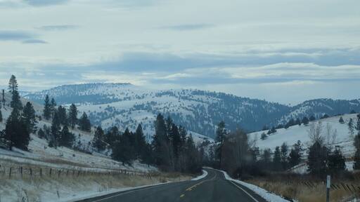 US Hwy 395 is a great way to experience the scenery of Eastern Oregon.