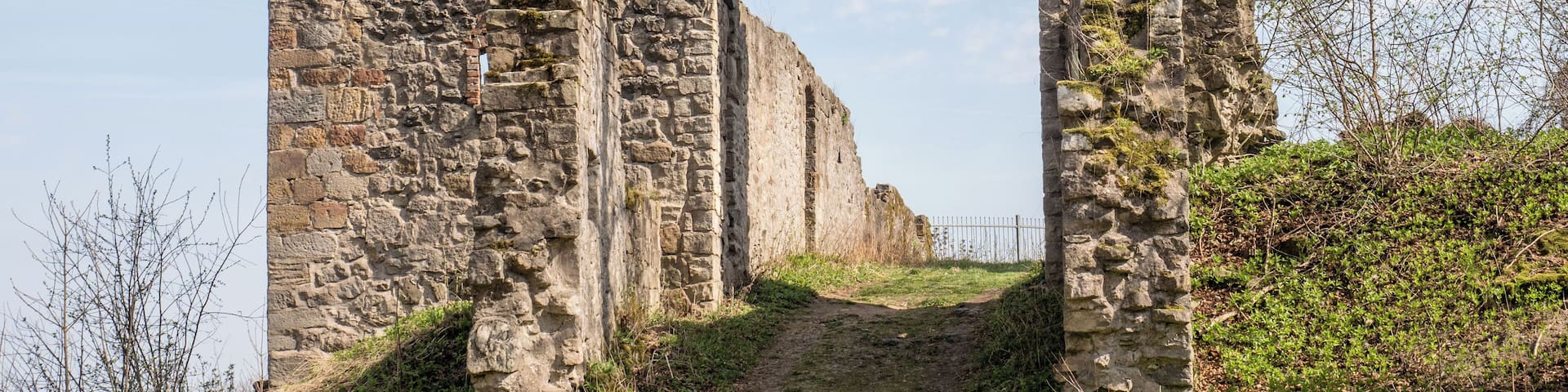 Gate to the bailey of the Bramberg ruin