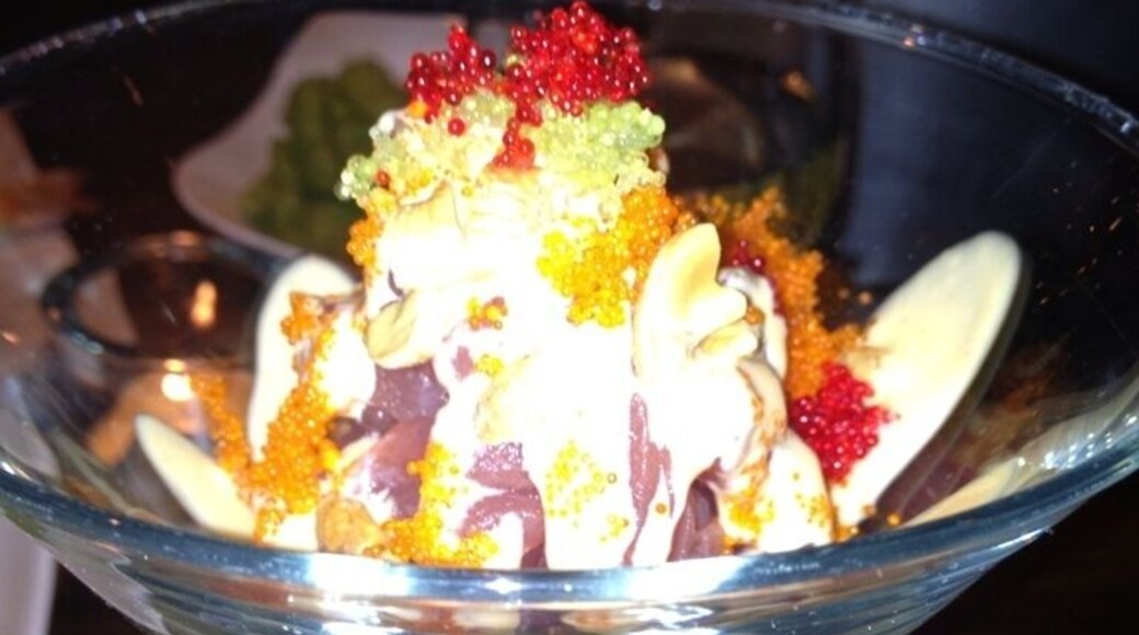 Spicy tuna sundae is to die for! Yum!!!