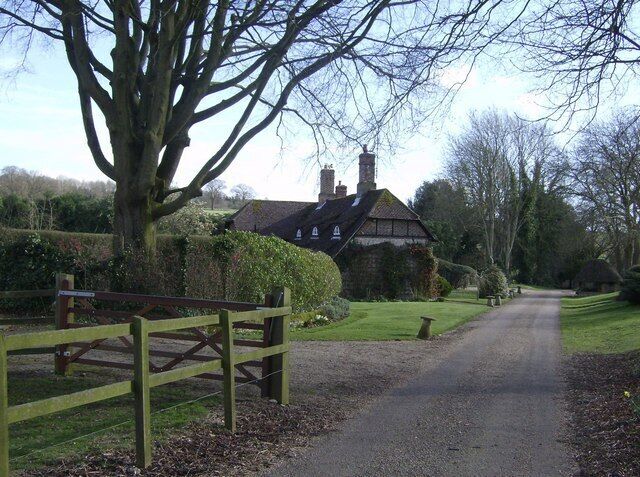 Within Bighton House grounds A public footpath runs through the grounds, here along the main drive. The houses ahead are at the entrance gates at High Dell.