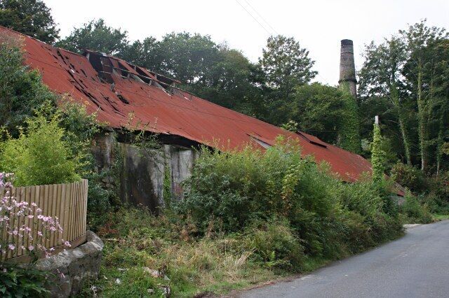 Wheal Rashleigh Dry A sign on the side of this derelict shed identifies it as Wheal Rashleigh Dry. A Dry is a building where china clay was spread out to be dried on a heated floor.