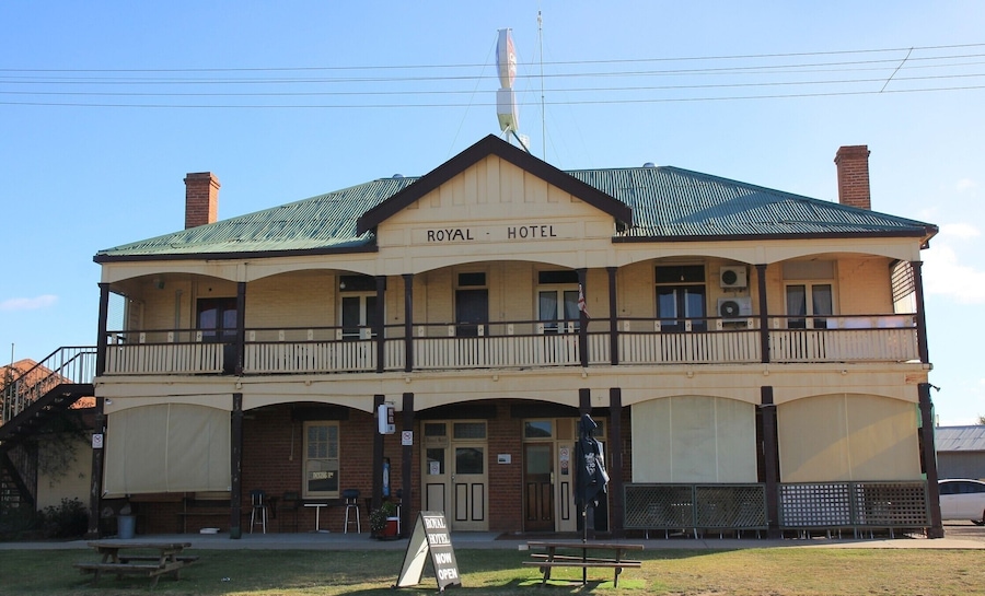 Royal Hotel, Berrigan, NSW