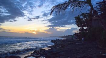 A dramatic looking sunset at Echo Beach, in Canggu, Bali.
#blue #bali #indonesia #bestof5