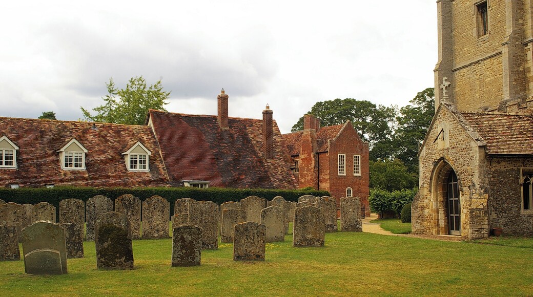 Churchyard, St Andrew, Great Staughton