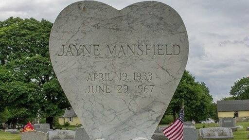 The burial site of Jayne Mansfield