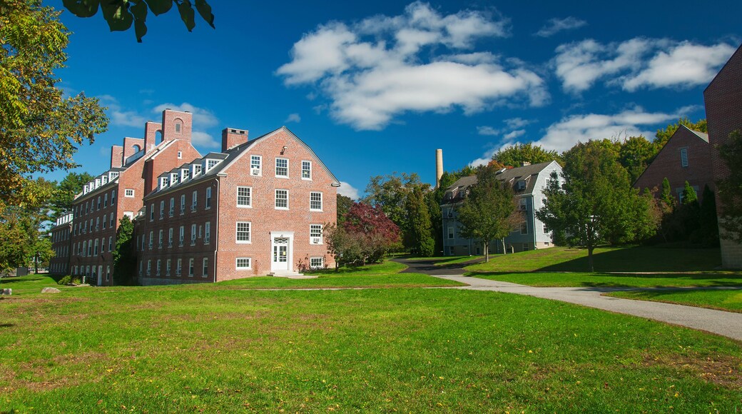 university of Rhode Island Campus and buildings