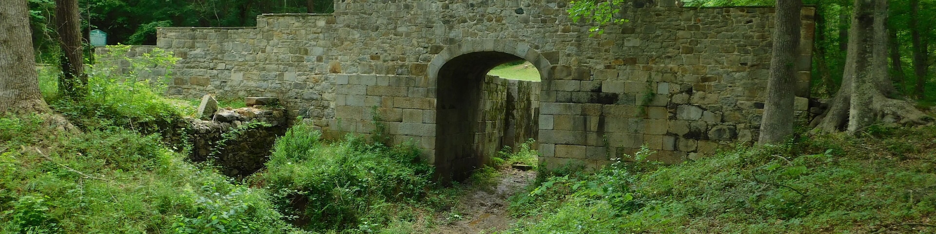 Landsford Canal built to bypass rapids on the Catawba River using slave labor between 1820 and 1825. 445 acres of land.