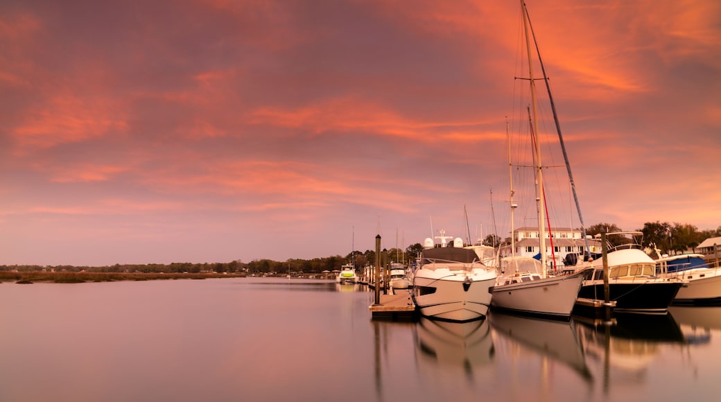 colorful sunset at the White Hall Boat Landing on Factory Creek in Beaufort