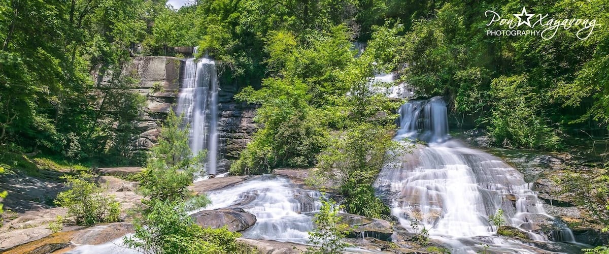Beautiful waterfalls with swimming spot even tho it say no swimming, a lot of peoples still do it.