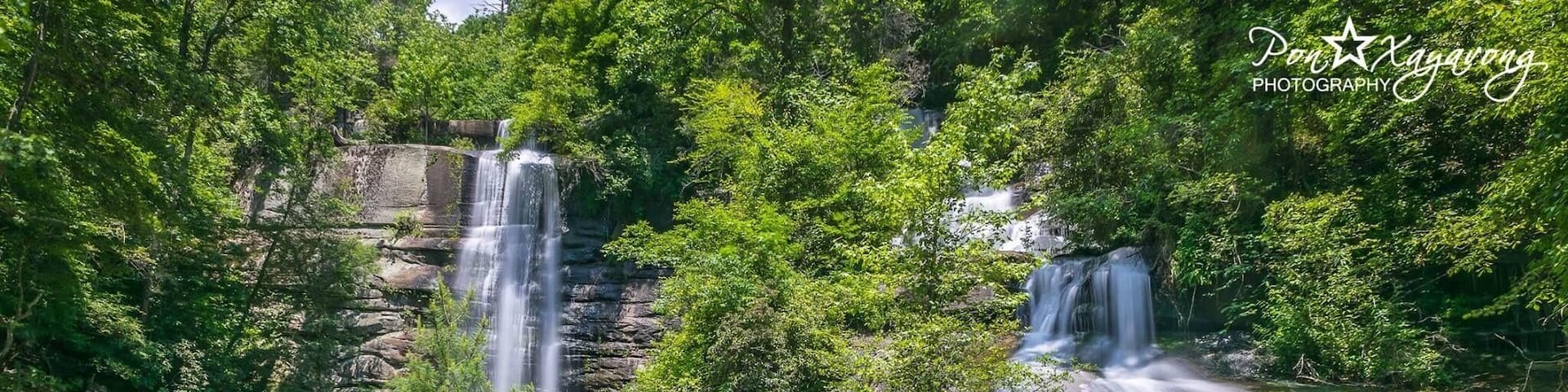 Beautiful waterfalls with swimming spot even tho it say no swimming, a lot of peoples still do it.