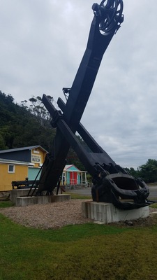 Marion Power Shovel 151-M "Mary-Ann". In front of the Northern Buller Museum. Closed Monday and Wednesday!