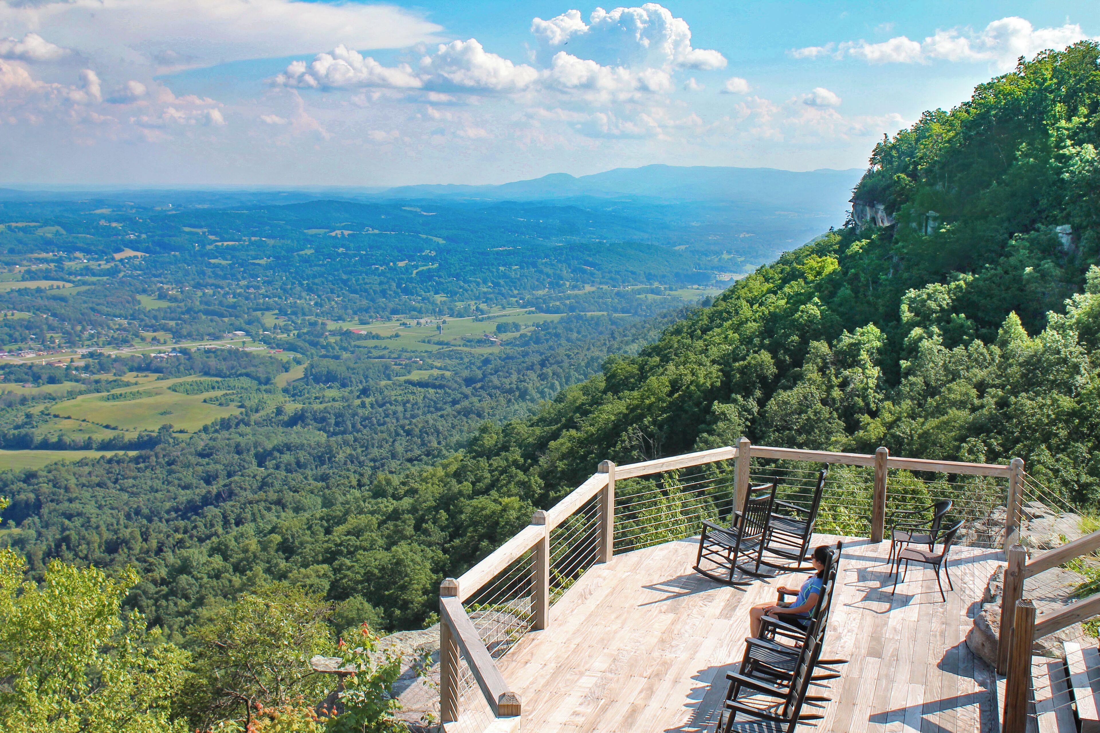 Plan your next trip to LaFollette, TN and be sure to visit McCloud Mountain Restaurant & Lodge.

At an elevation of 2,700 feet in the Cumberland Mountains, this seasonal lodge is set on a 1,300-acre site.
#lodge #cabins #mountain