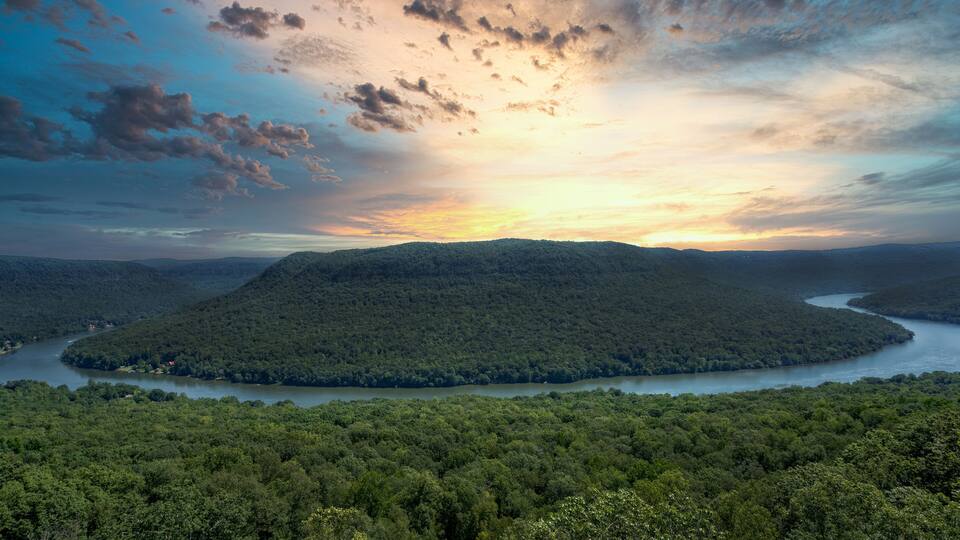 Sunrise At Snoopers Rock Overlook Tennessee