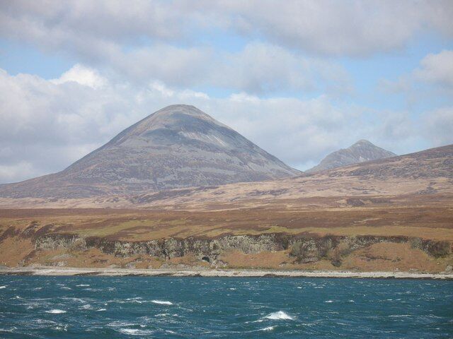 Beinn a' Chaolais From the kyle that gives it its name. Beinn an Oir to the right. Beinn a' Chaolais is a simple quartzite cone, evenly weathered and covered in screes. As well as the other Paps, this structure is shared by other famous hills like Schiehallion and Errigal.