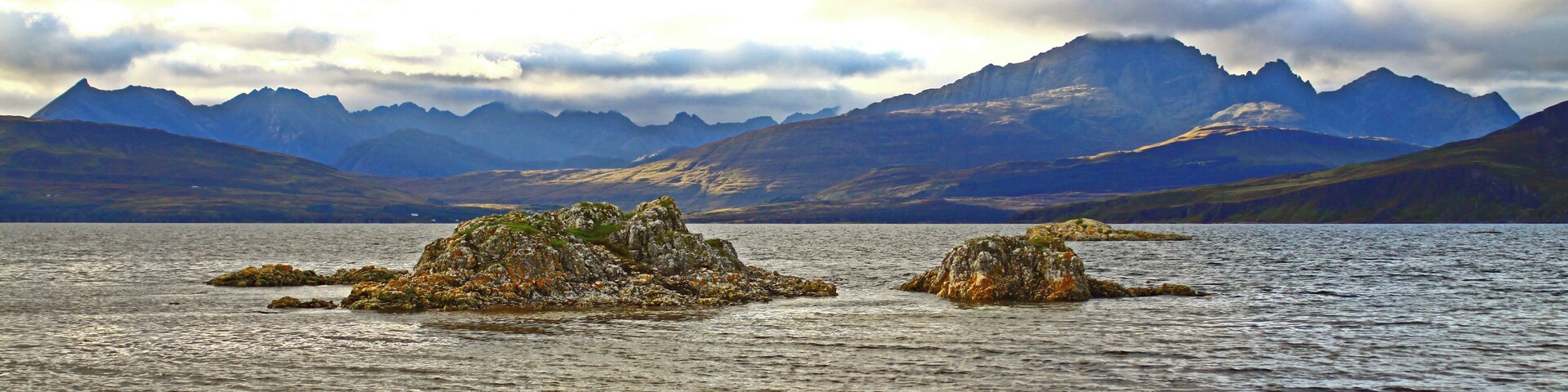 I took so many photos of these mountains..........