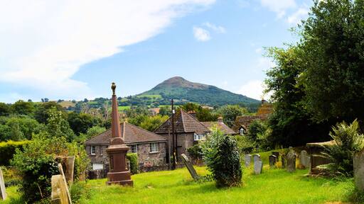 The churchyard, Llanfihangel Crucorney