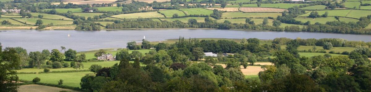 Allt yr Esgair From the footpath up Allt yr Esgair looking down to Treberfydd and in the distance out across Llangorse Lake to Mynydd Troed