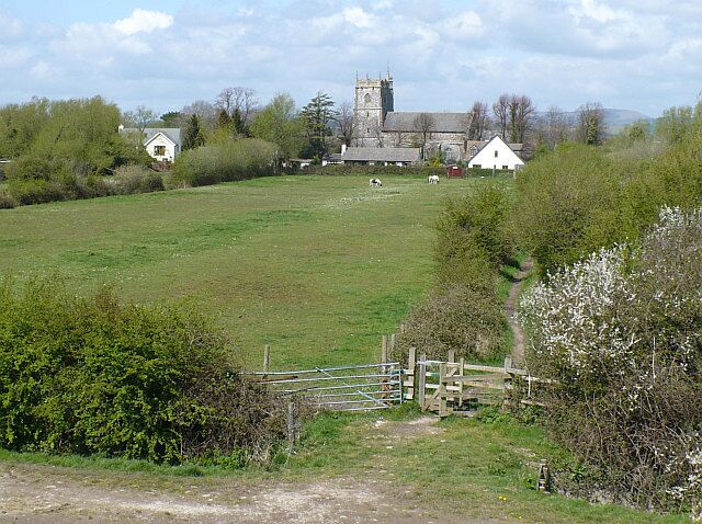 St Peter's church from the sea wall Looking inland along the footpath that runs from Peterstone Wentlooge to the sea wall.