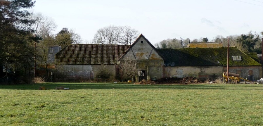 Cholderton - Home Farm An older but full of character farm buildings.