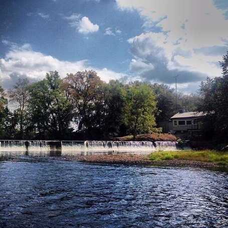 Nice view on the Duck river near Normandy Dam.