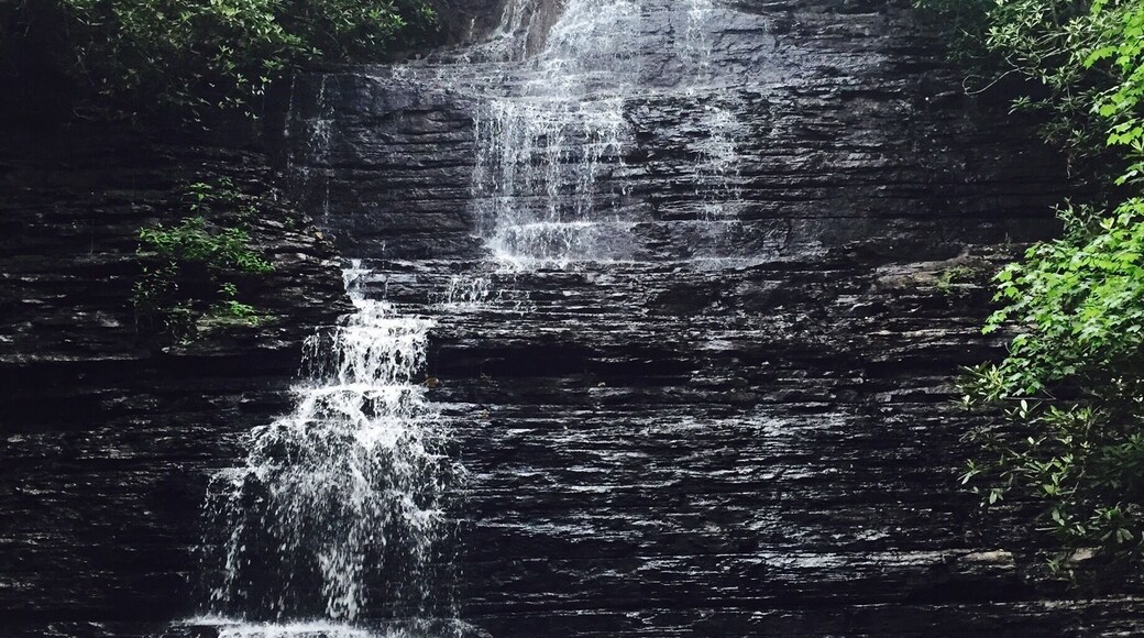 Amazing spot in TN. Short hike from the reservoir/ day use area about 1.5 mi down to this amazing gem!